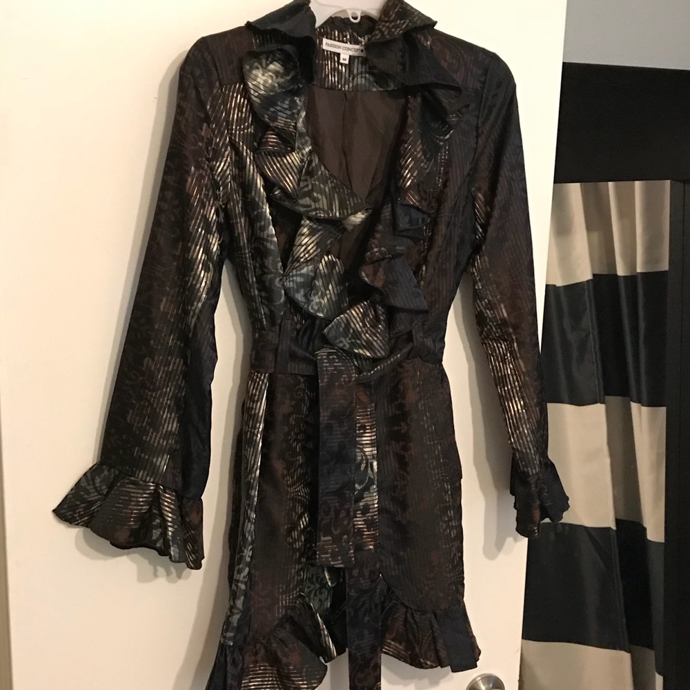 CUTEST Coat!!